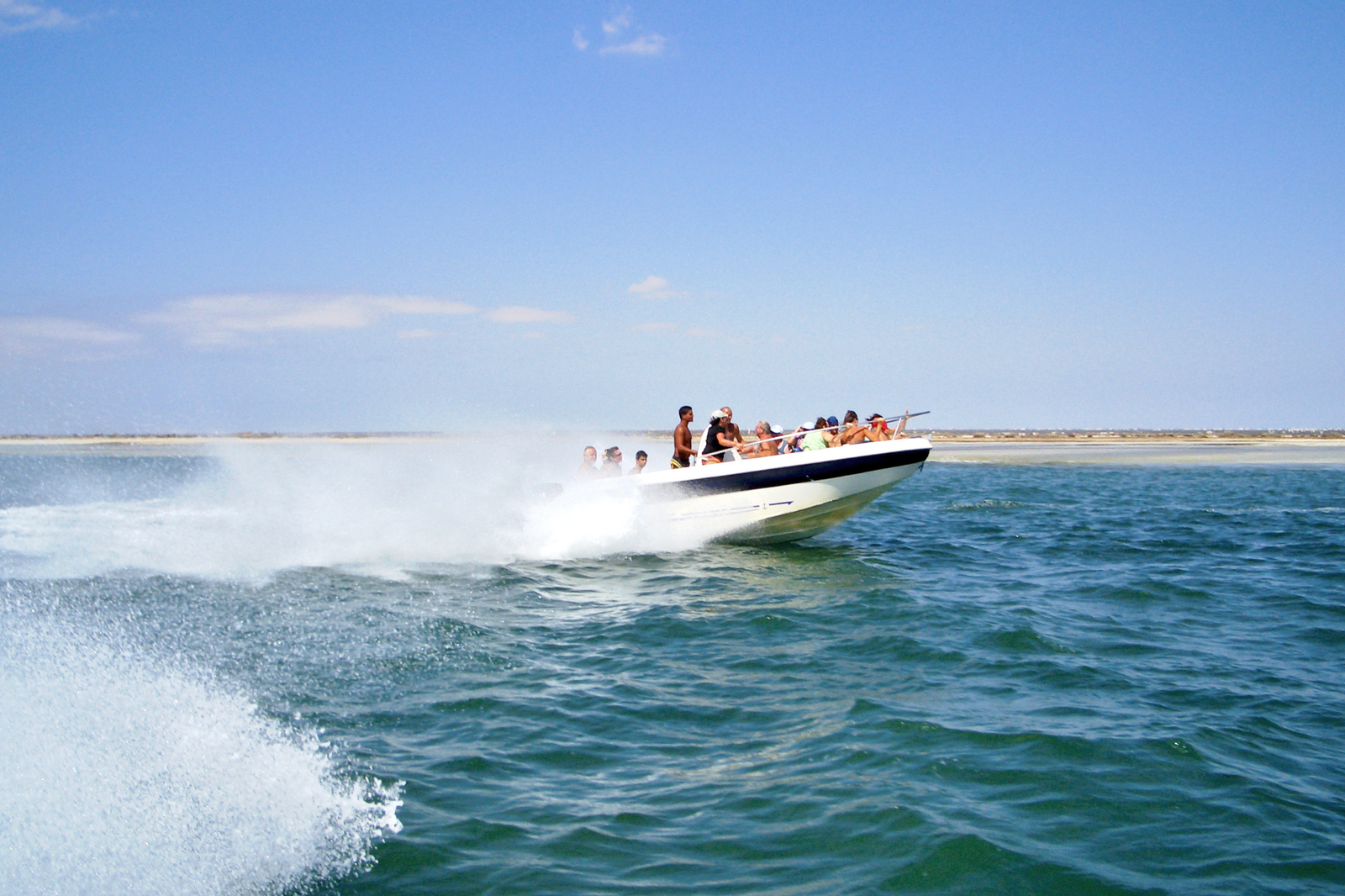Mosirena speedboat (8)